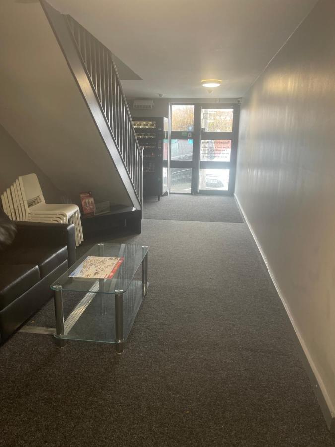 Holiday home Ryan Air I Bnb - 2 Bedroom House With Free Parking
