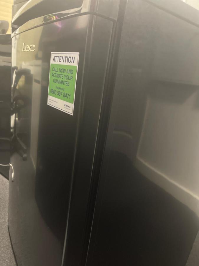 Ryan Air I Bnb - 2 Bedroom House With Free Parking Liverpool